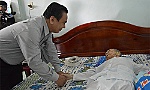 Thăm gia đình chính sách có hoàn cảnh khó khăn