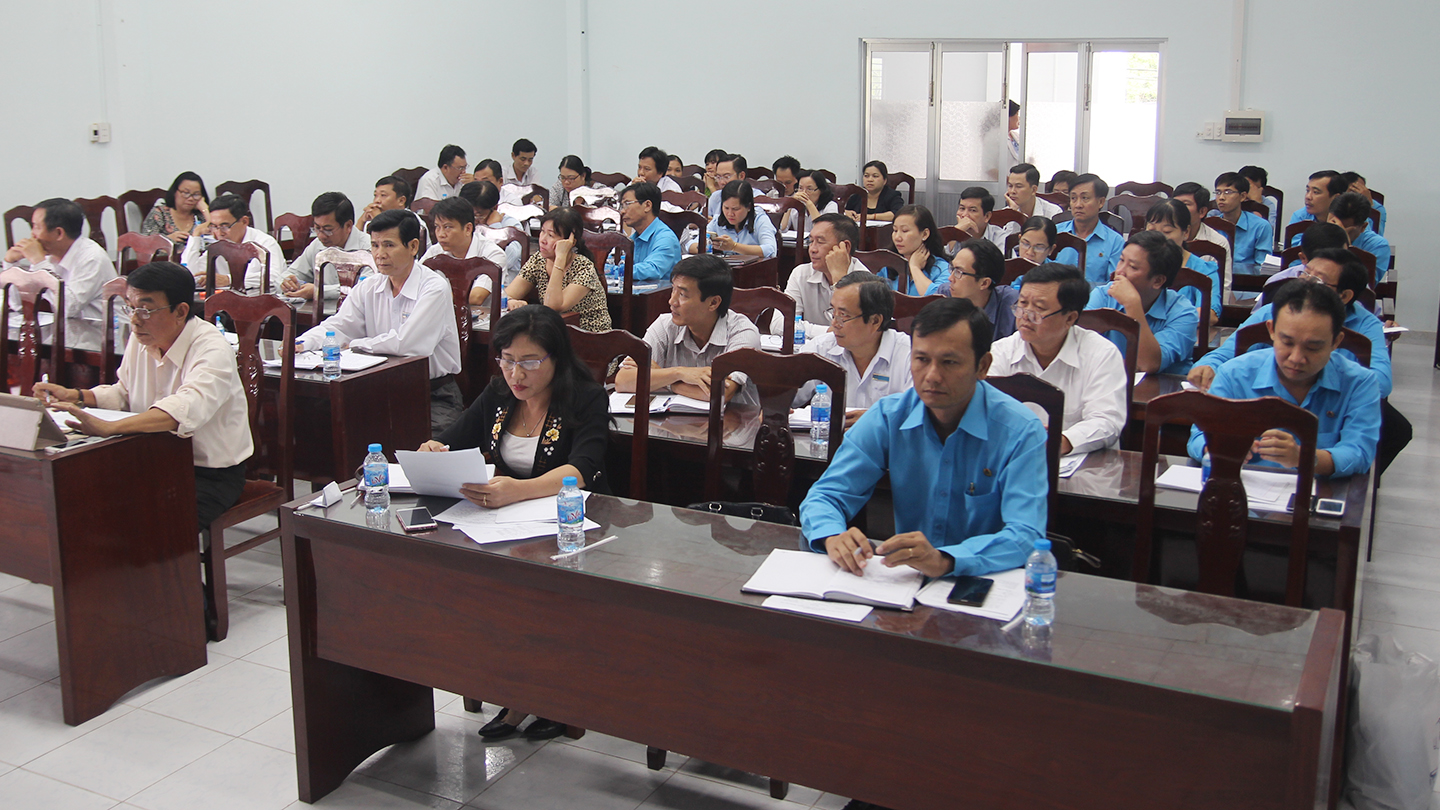 Quang cảnh buổi hội nghị.
