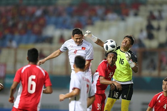 Dù ghi được 5 bàn thắng sau hai trận đấu, nhưng khả năng dứt điểm của Olympic Việt Nam là chưa thực sự tốt khi bỏ lỡ nhiều cơ hội. Ảnh: SGGP.