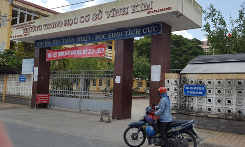Ngôi trường nơi xảy ra vụ mất cắp thiết bị máy vi tính.