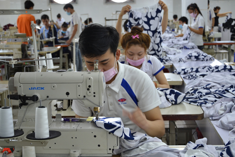 Chú trọng đến đời sống người lao động.