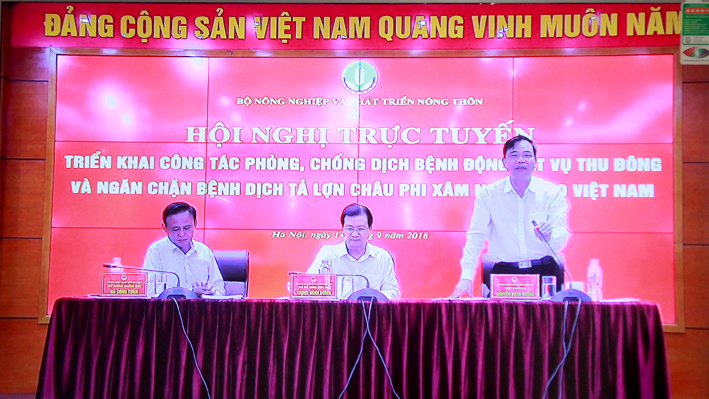 Chủ trì hội nghị tại điểm cầu Trung ương. (ảnh chụp qua màn hình trực tuyến)