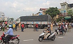 Xe tải va chạm xe máy, 2 người tử vong