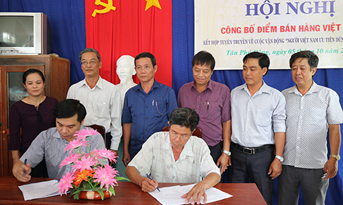 Sở Công Thương Tiền Giang ký kết Biên bản bàn giao cho chủ hộ kinh doanh