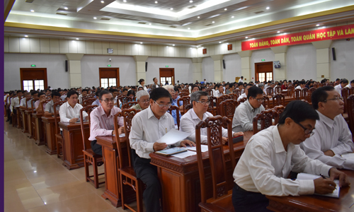 Đại biểu tham dự hội nghị