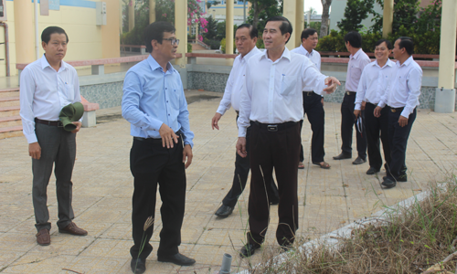 Thường trực UBND tỉnh làm việc tại Trường Đại học Tiền Giang cơ sở Thân Cửu Nghĩa.