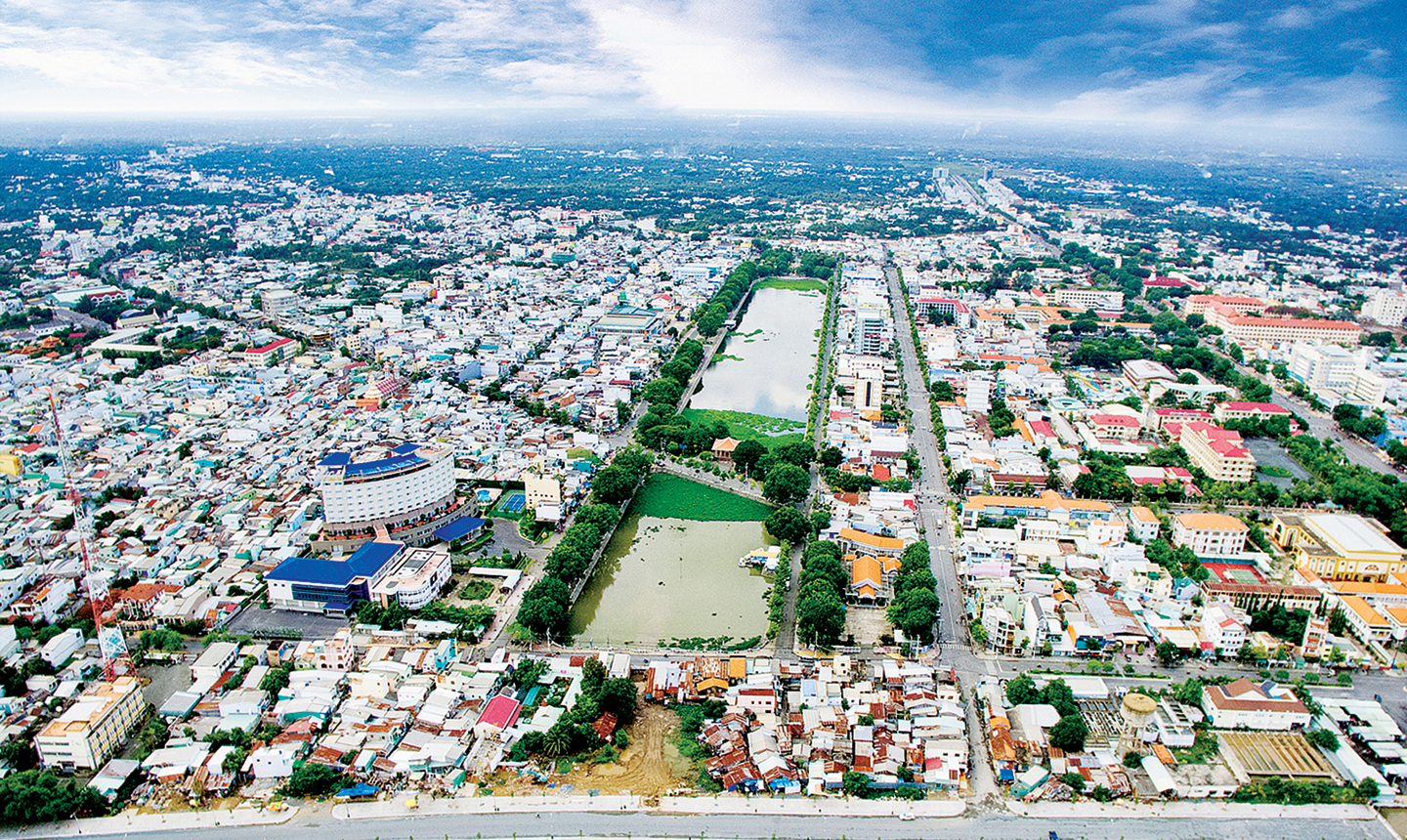 TP. Mỹ Tho không ngừng nâng chất cơ sở vật chất, hạ tầng ngày càng khang trang hơn.                                                                                                                                                                                                                       Ảnh: NGUYỄN TRIẾT