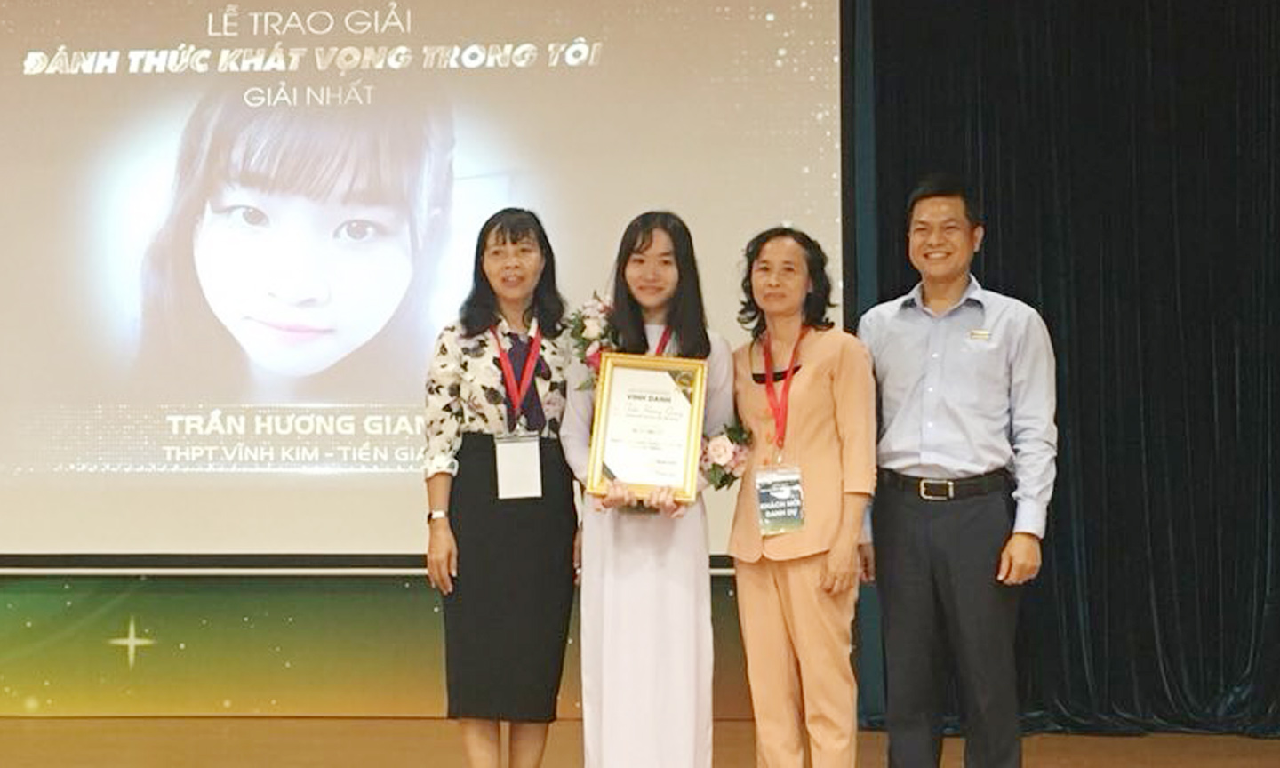 BTC trao giải nhất cho thí sinh