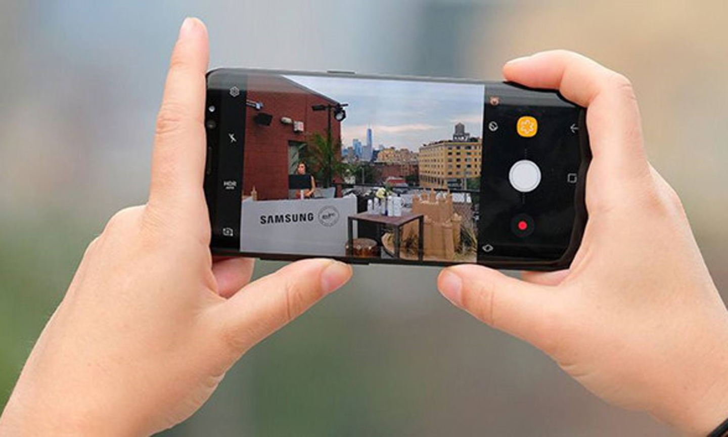 Chip AI giúp smartphone nhận diện ngữ cảnh khi chụp ảnh. Ảnh: Gadget Garrio.