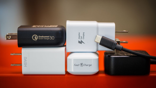 Quick Charge của Qualcomm được xem là chuẩn sạc nhanh phổ biến nhất hiện nay. Ảnh: Cnet.