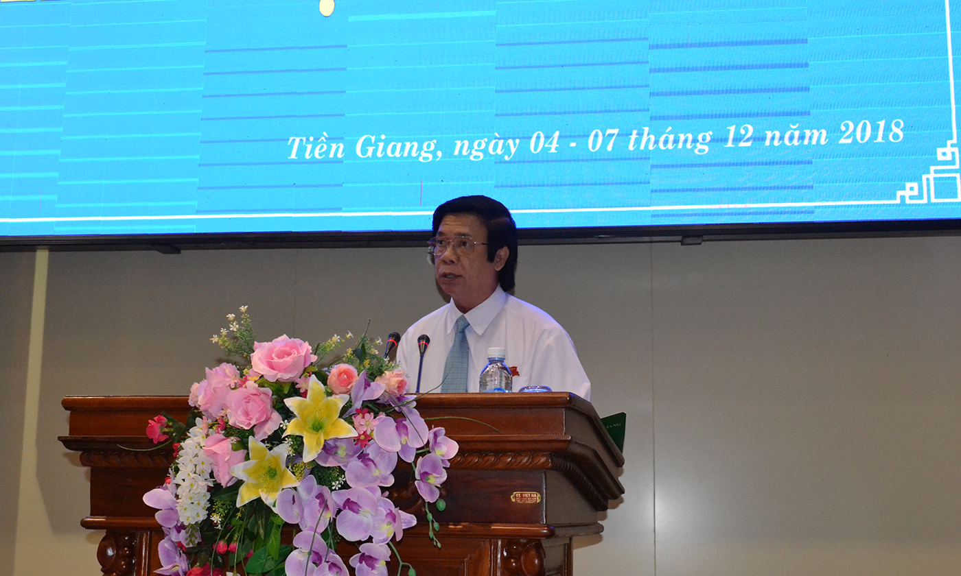 Ủy viên Ban chấp hành (BCH) Trung ương Đảng, Bí thư Tỉnh ủy, Chủ tịch HĐND tỉnh Nguyễn Văn Danh phát biểu khai mạc kỳ họp
