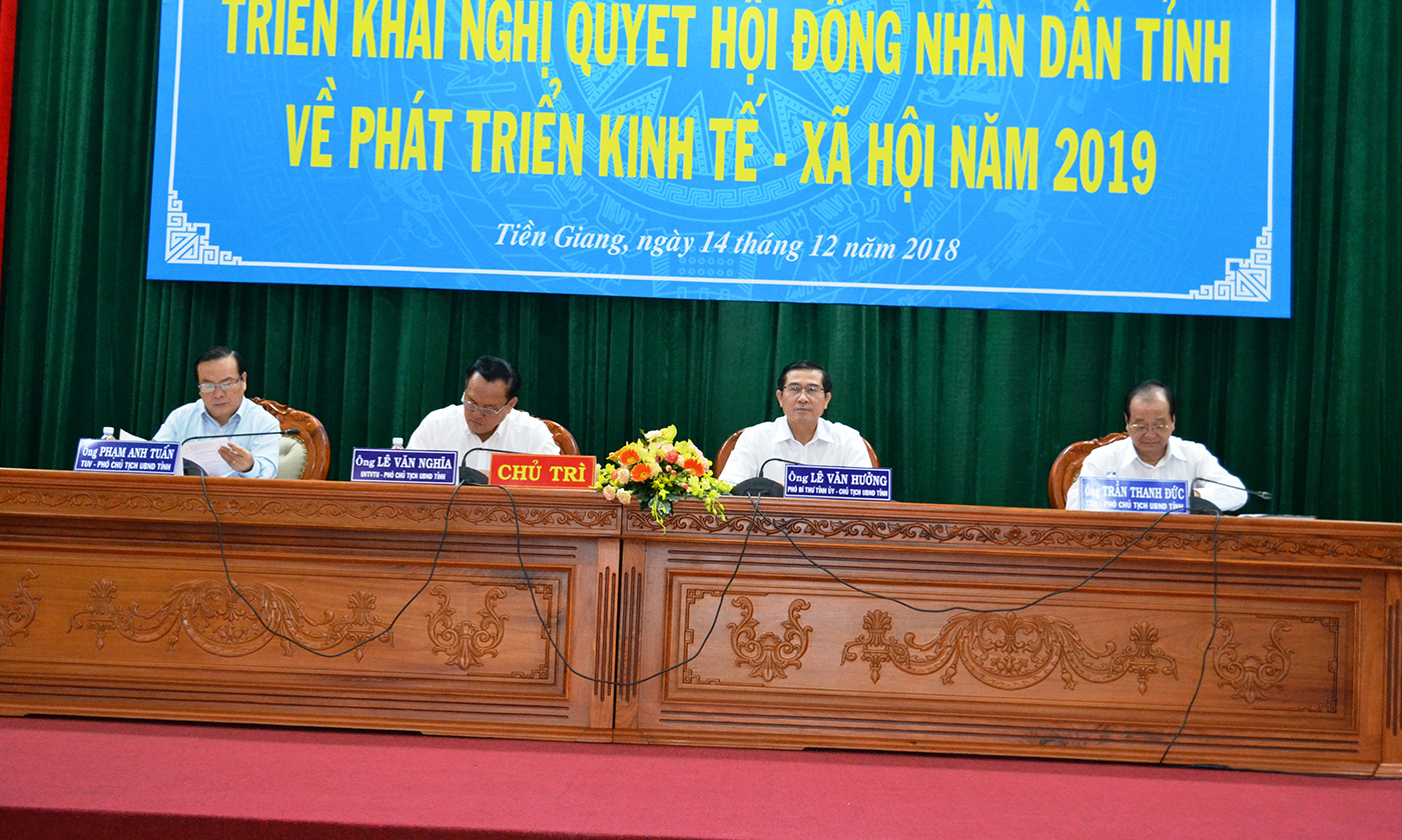chủ trì hội nghị
