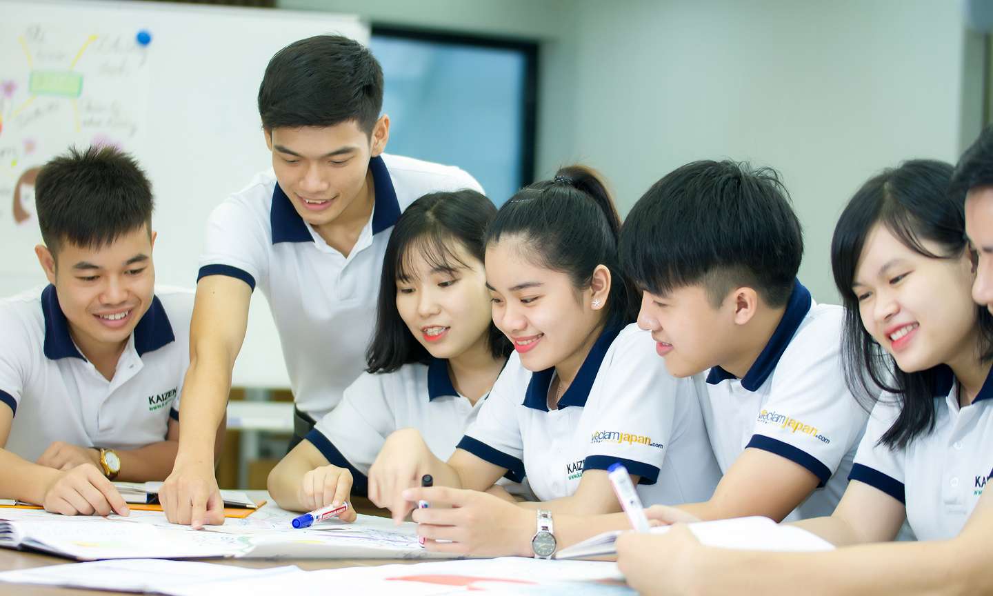 Một khóa huấn luyện về kỹ năng đi làm việc tại Nhật Bản.