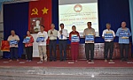 Bàn giao 7 nhà tình nghĩa cho gia đình chính sách