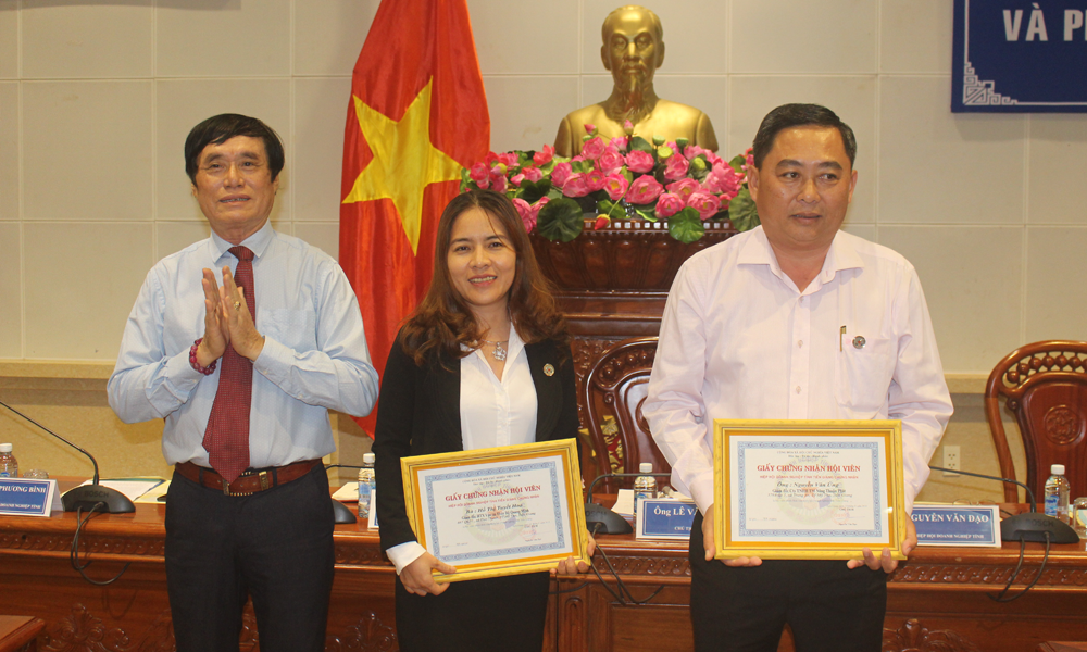 Hiệp hội DN kết nạp hội viên mới.