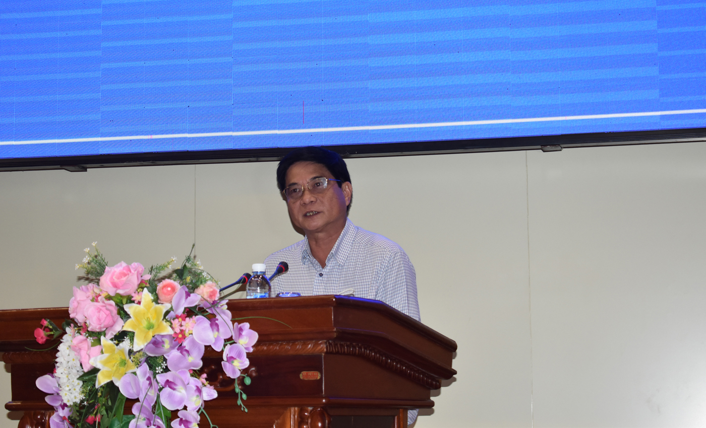 Trưởng Ban Tổ chức Tỉnh uỷ Nguyễn Văn Nhã phát biểu