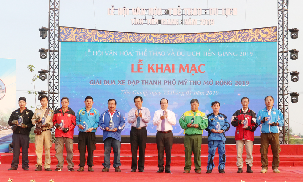 Lễ khai mạc Giải xe đạp TP. Mỹ Tho mở rộng 2019.