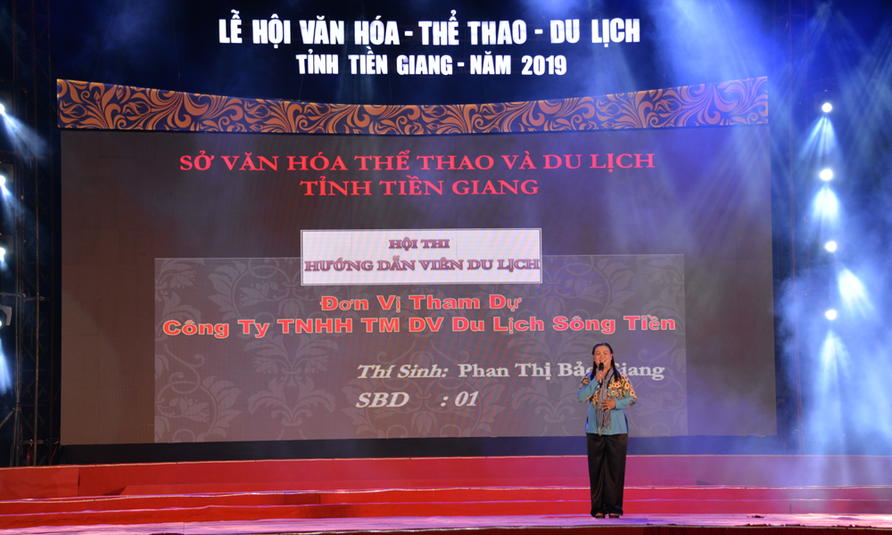  Phần thi thuyết trình của thí sinh.