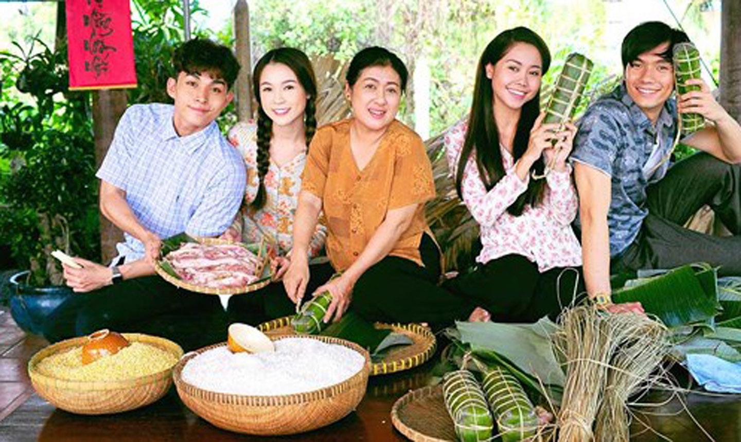 Cô Thắm về làng 4 mang sắc xuân miền Tây đến với khán giả