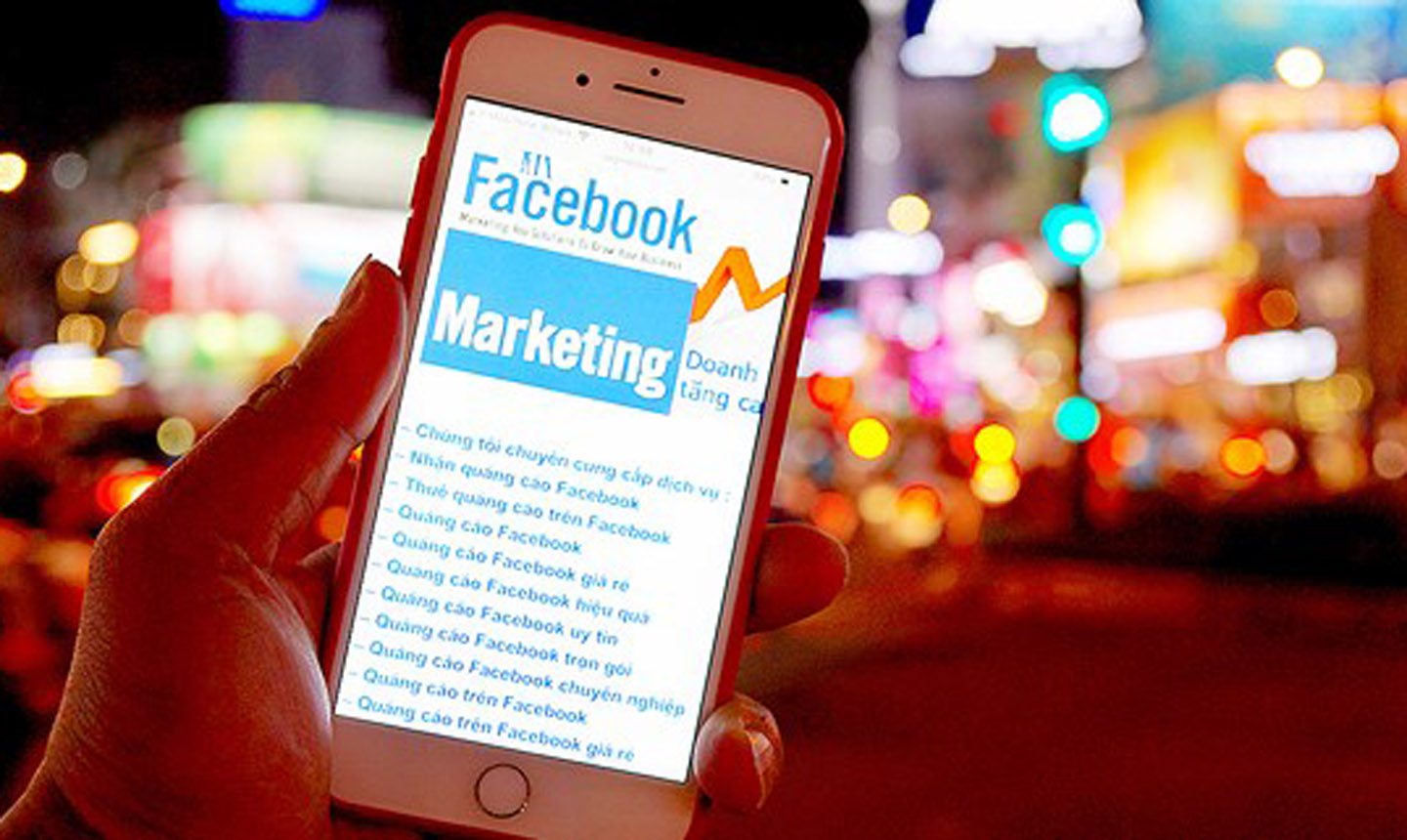 Quảng cáo trên Facebook ở Việt Nam thu lợi lớn nhưng không nộp thuế Ảnh: HOÀNG HÙNG