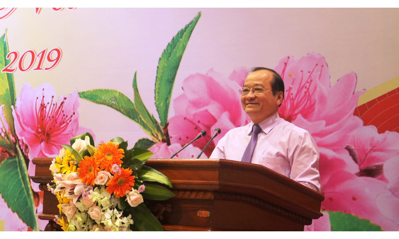 Phó Chủ tịch UBND tỉnh Trần Thanh Đức đến dự và chỉ đạo buổi họp mặt