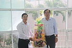 Huyện ủy Cái Bè đến thăm và chúc tết Báo Ấp Bắc