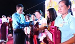 Chung tay chăm lo tết cho công nhân, lao động