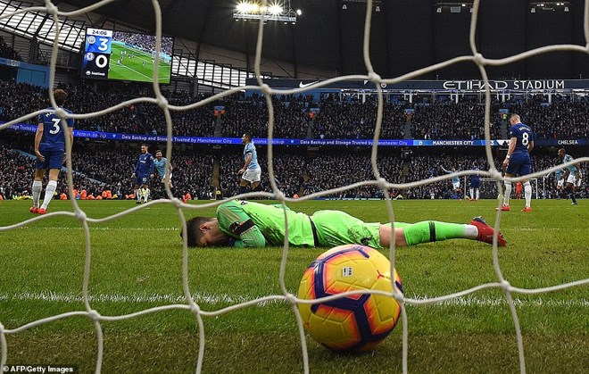 Chelsea bị đẩy xuống vị trí thứ 6.
