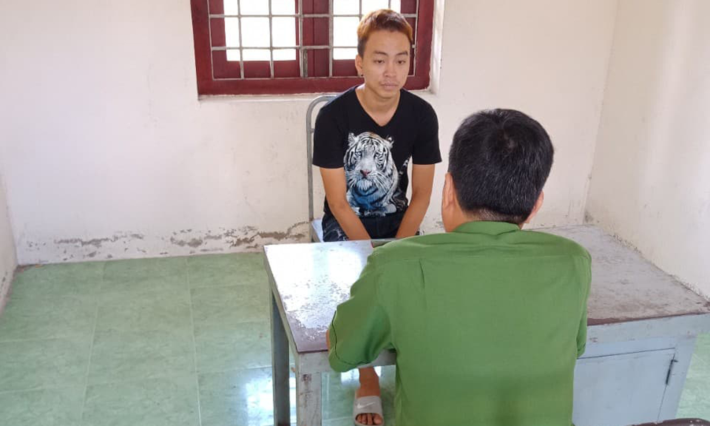 Đối tượng tại cơ quan chức năng.