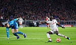 Bayern bị loại, Barcelona thắng đậm