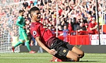 Premier League: Man City leo lên ngôi đầu, M.U trở lại tốp 4