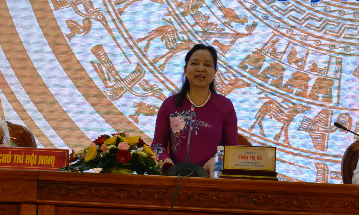 đồng chí Trần Thị Hà 