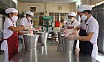Đảm bảo an toàn thực phẩm trong trường học bán trú