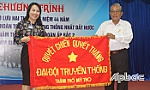Tiếp lửa truyền thống cho thế hệ trẻ