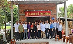 Trao nhà tình thương cho bà Trần Thị Tuyết Hoa (xã Thạnh Lộc)