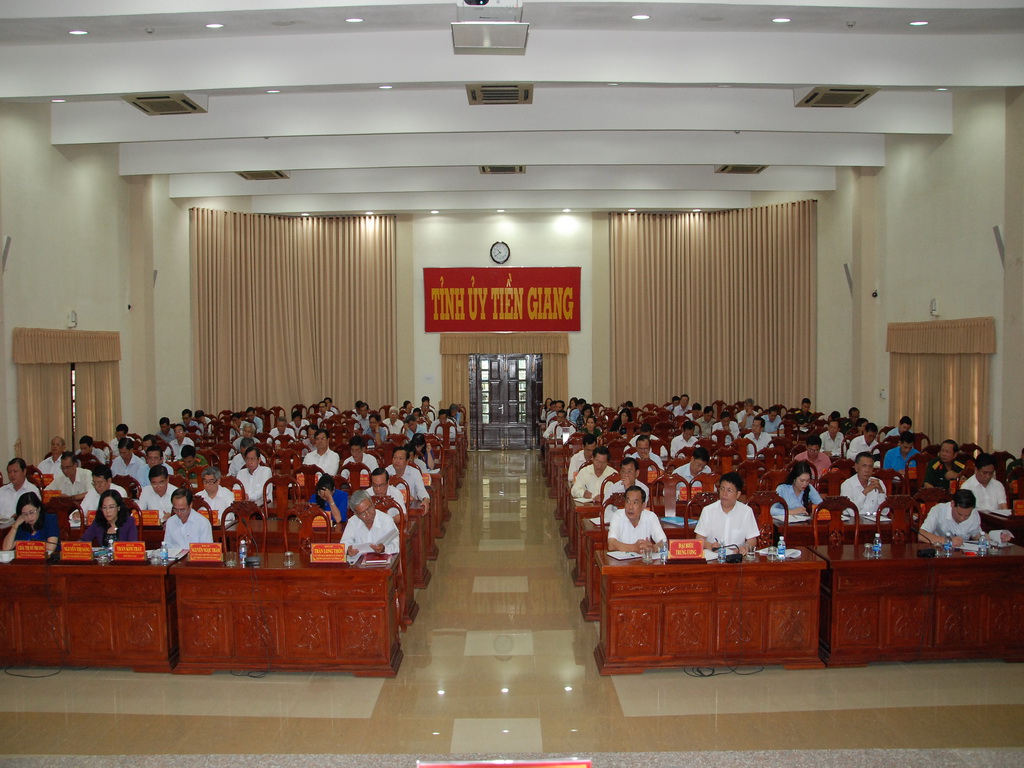 Quang cảnh hội nghị