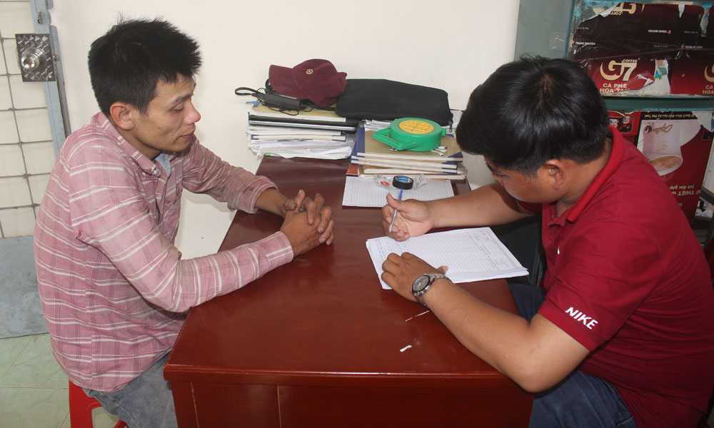 Tân tại cơ quan Công an.