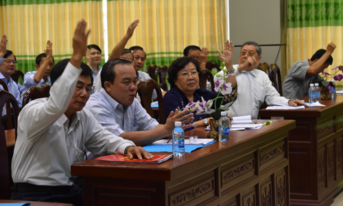 hiệp thương cử bổ sung đồng chí Nguyễn Chí Trung, Bí thư Huyện ủy Gò Công Đông vào Ủy viên Ủy ban MTTQ Việt Nam tỉnh giữ chức vụ Chủ tịch Ủy ban MTTQ Việt Nam tỉnh Tiền Giang, nhiệm kỳ 2014-2019