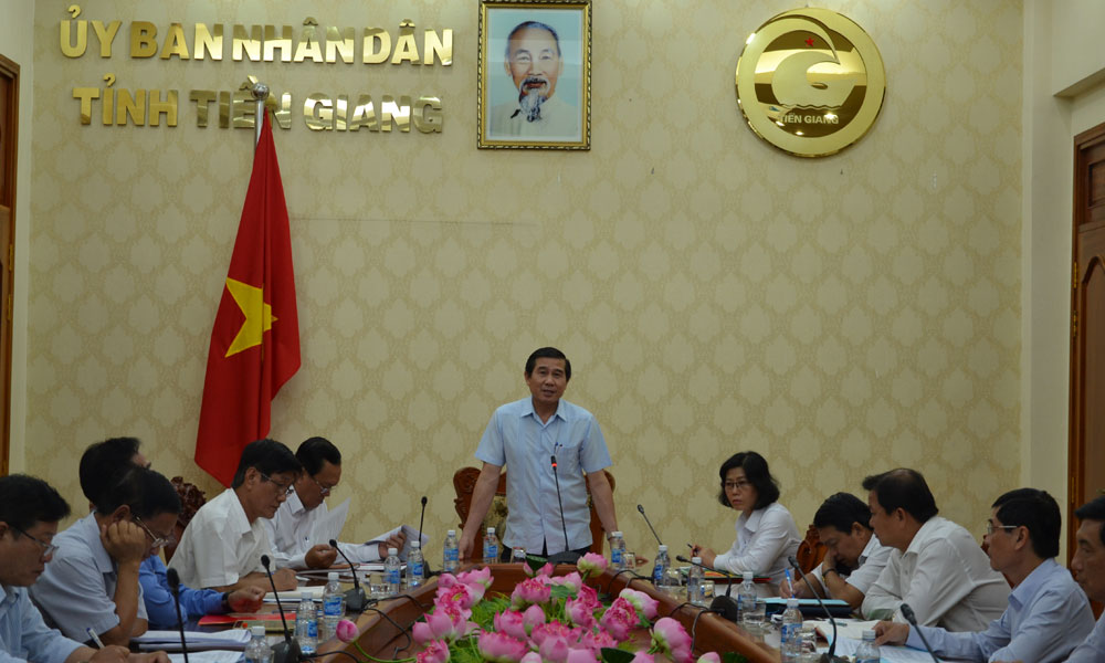 Quang cảnh buổi làm việc.