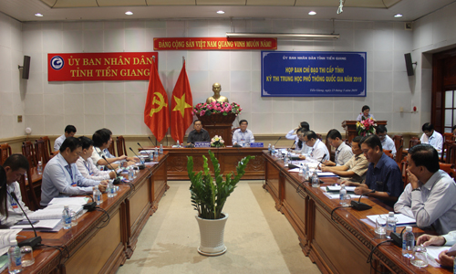 Quang cảnh buổi họp. 