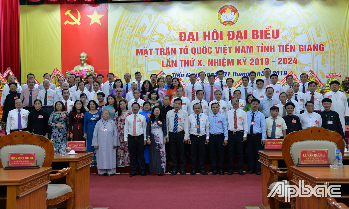 75 Ủy viên Ủy ban MTTQ Việt Nam tỉnh Tiền Giang, khóa X, nhiệm kỳ 2019 - 2024 ra mắt trước đại hội
