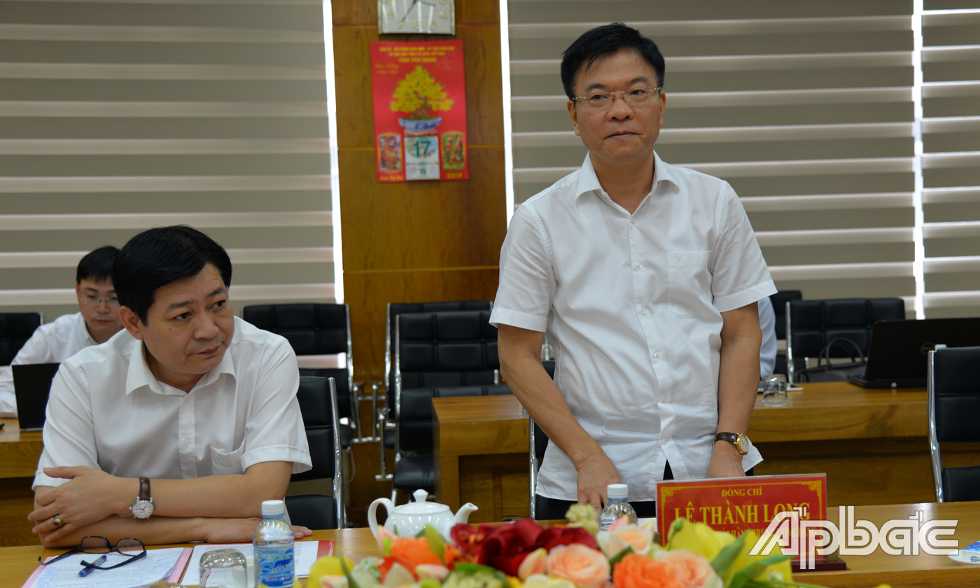 Bộ trưởng Bộ Tư pháp phát biểu
