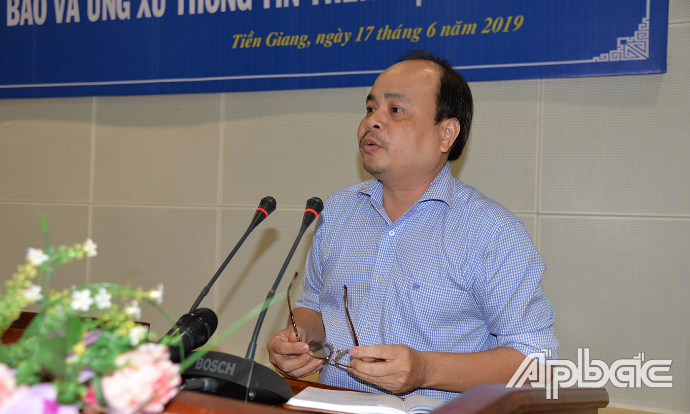 Giám đốc Sở Thông tin và Truyền thông Trần Văn Dũng