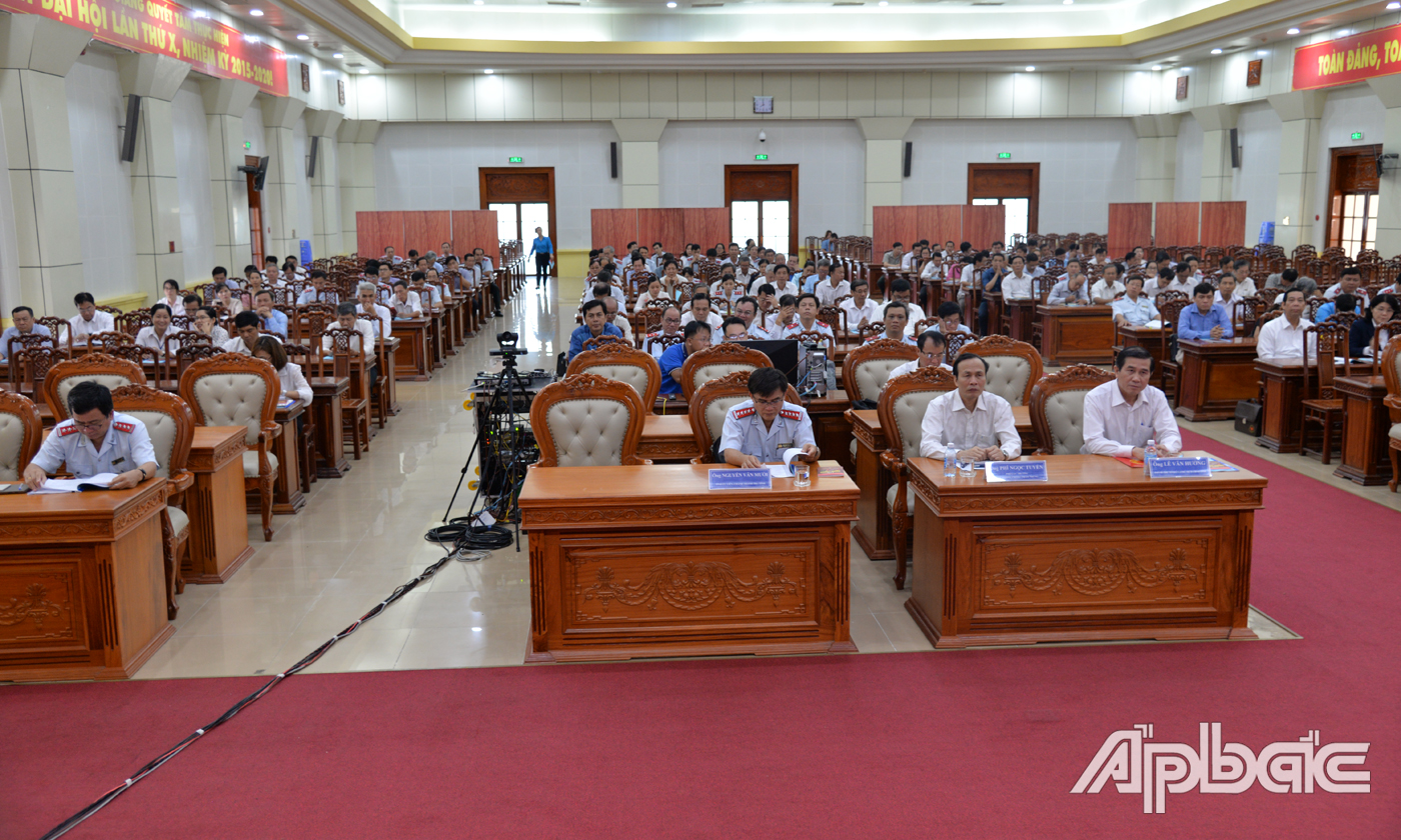 Tại điểm cầu Trung tâm Hội nghị