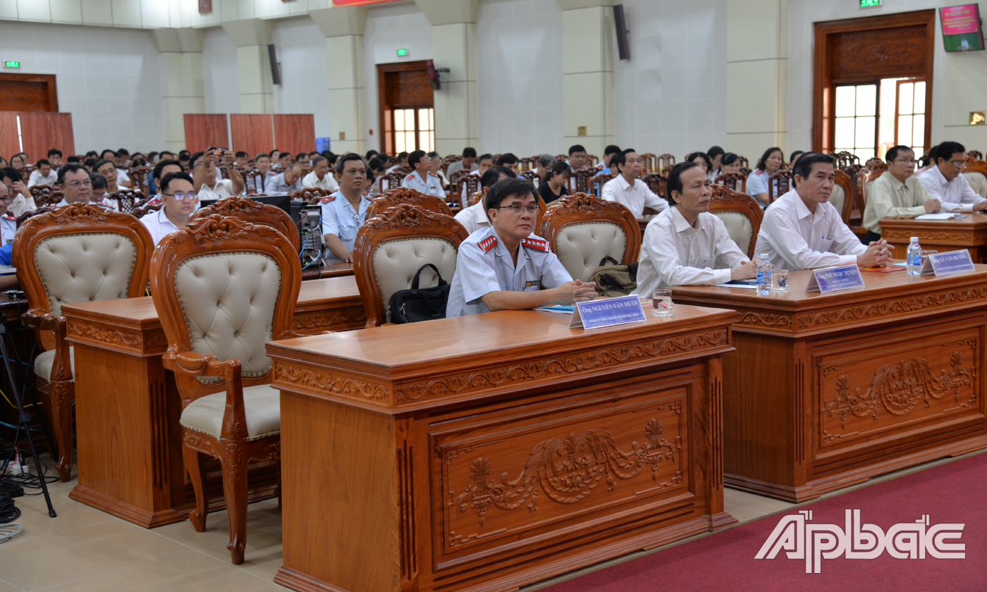 Tại điểm cầu Trung tâm Hội nghị