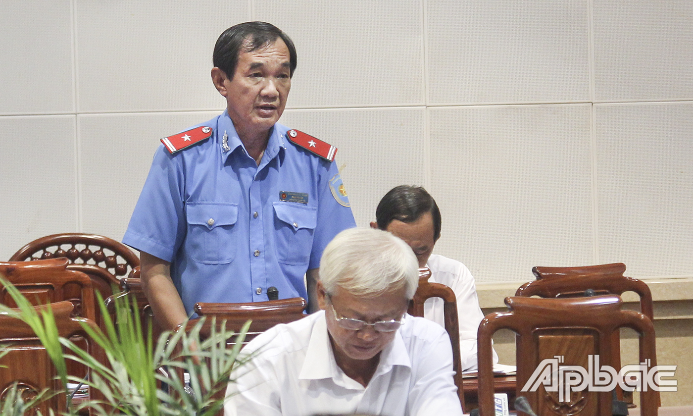 Đại biểu phát biểu ý kiến tại Hội nghị.