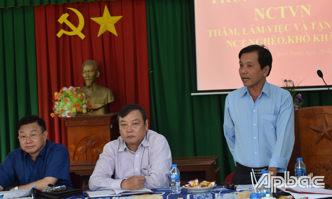 Bí thư Đảng ủy xã Bình Trưng phát biểu