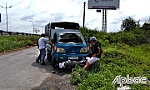 Xe tải tông xe máy, 1 phụ nữ nhập viện