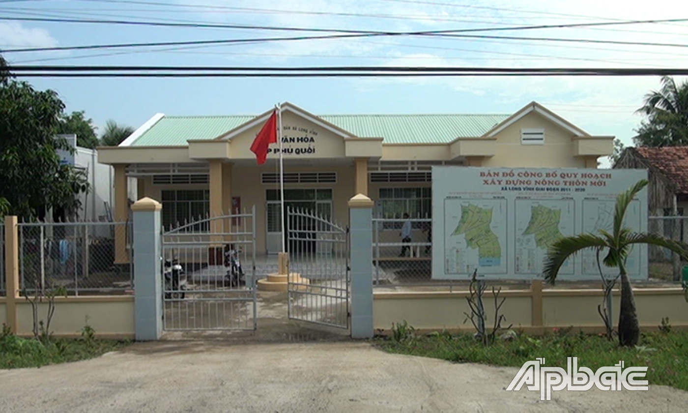 Nhà Văn hóa ấp được xây dựng khang trang. 