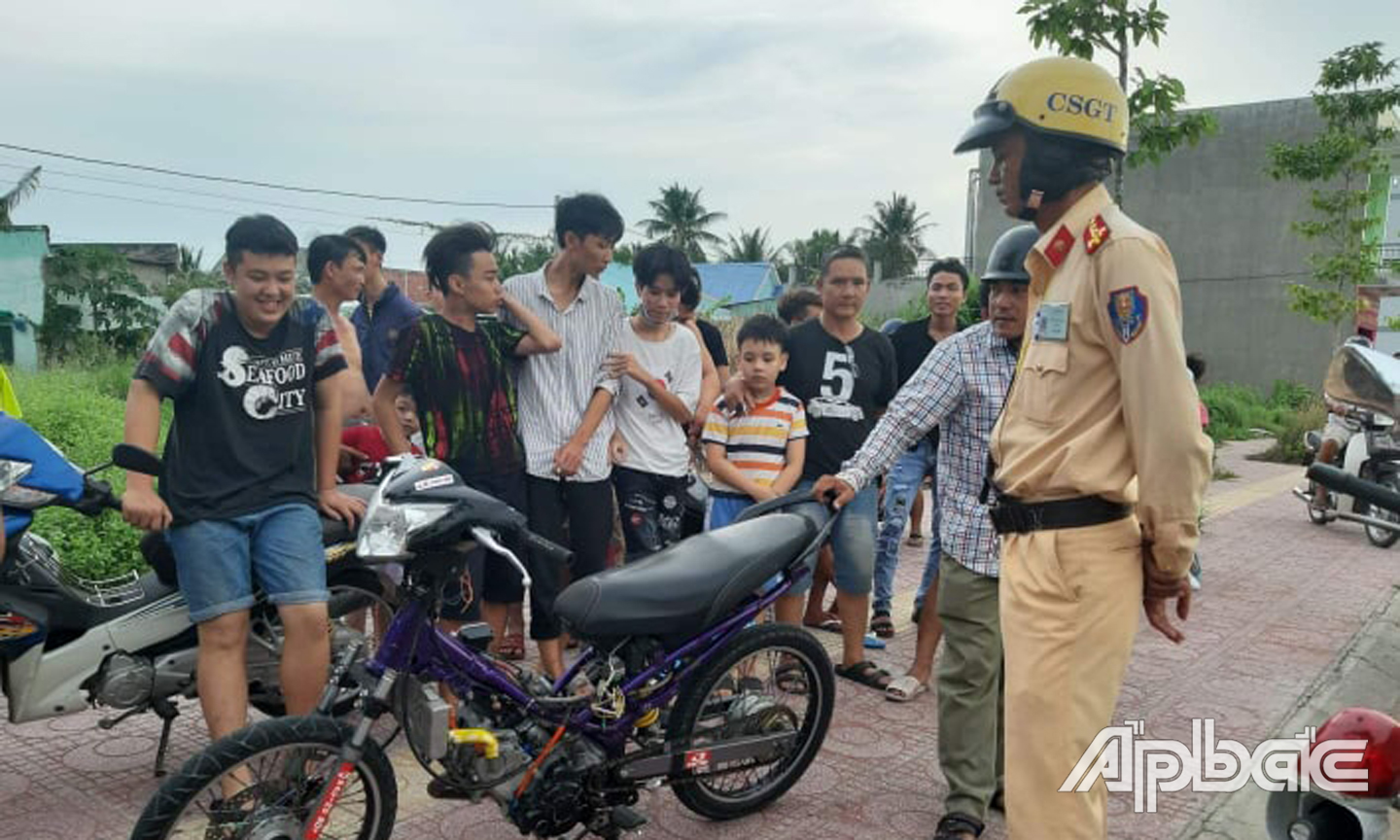  Phương tiện bị bắt giữ.